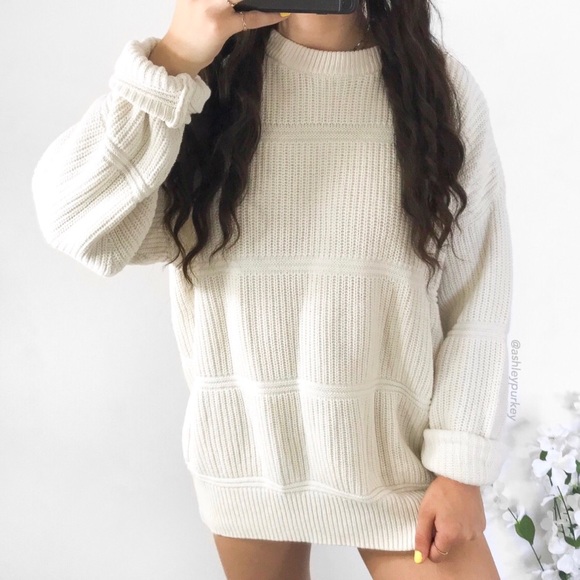 ❤️SALE❤️ vintage ivory cream chunky knit sweater